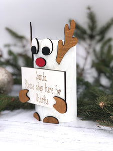 Reindeer style Santa please stop here sign